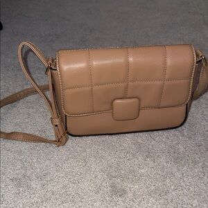 Elegant Tan Crossbody Bag